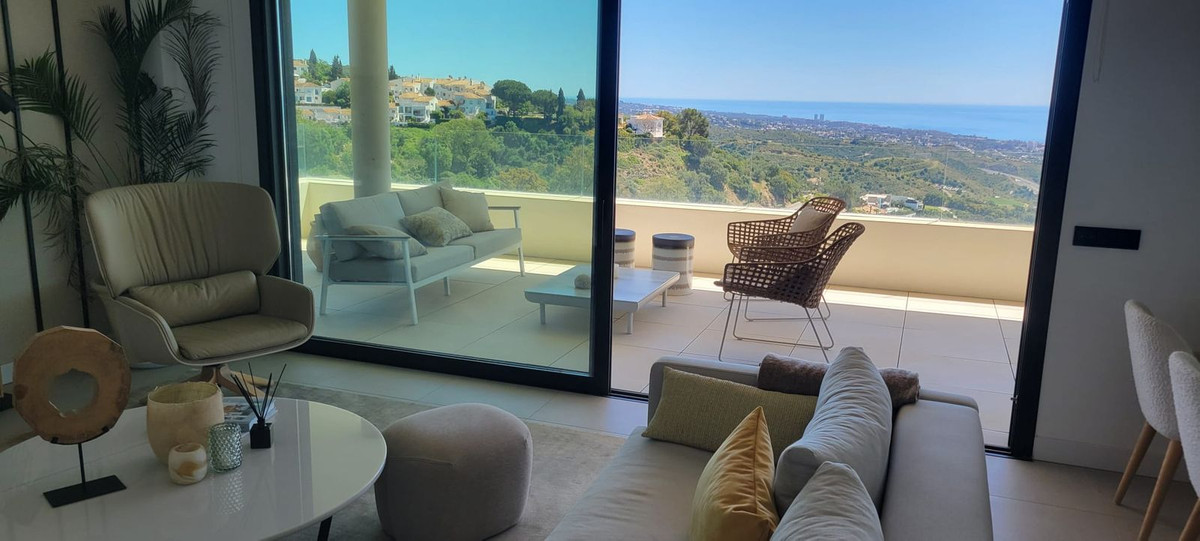 3 Bed Apartment for sale in Altos De Los Monteros Costa Del Sol, Málaga, Spain