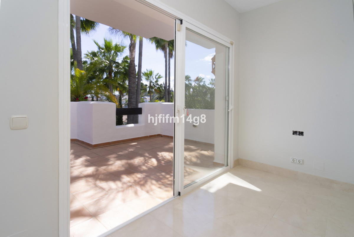 3 Bed Apartment for sale in Nueva Andalucía Costa Del Sol, Málaga, Spain