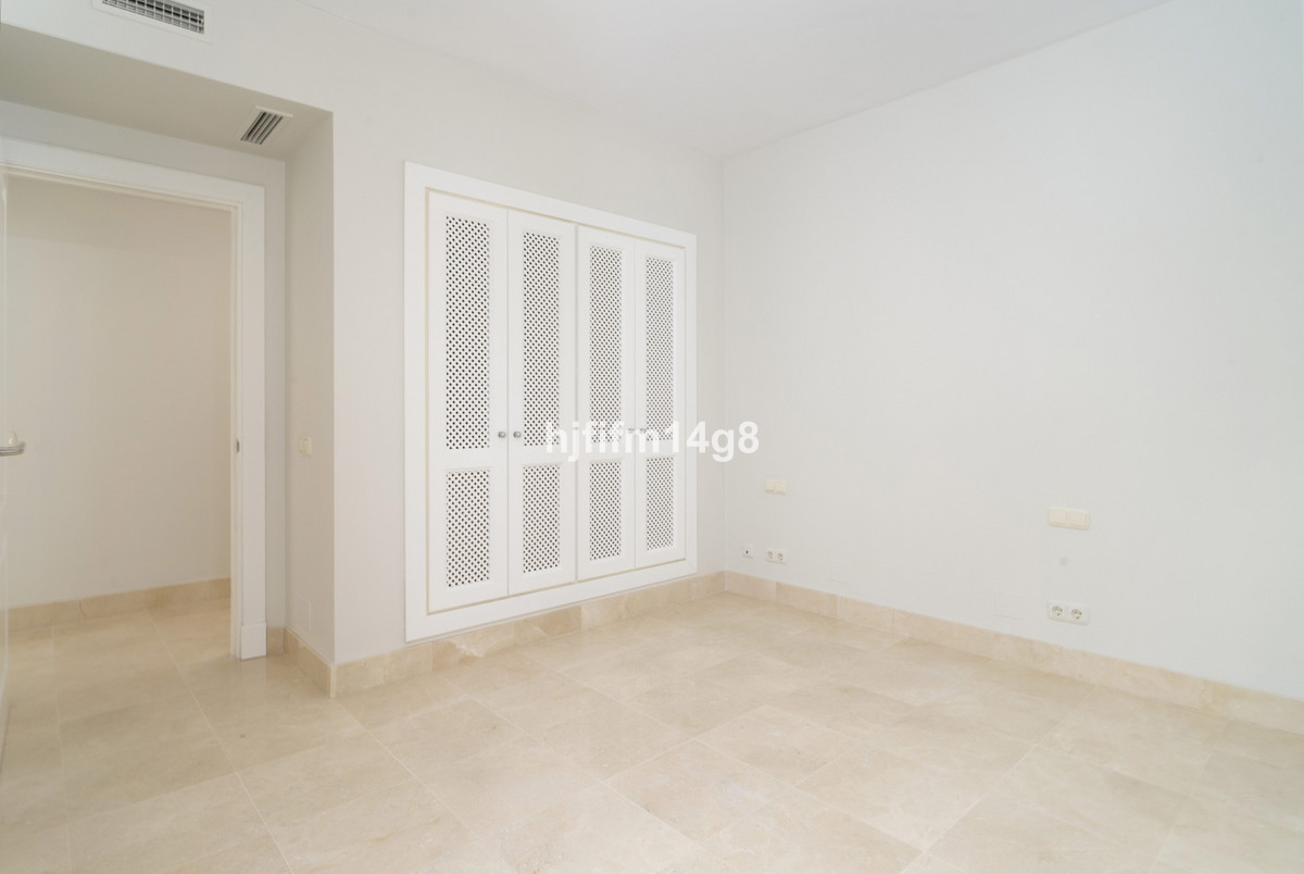 3 Bed Apartment for sale in Nueva Andalucía Costa Del Sol, Málaga, Spain
