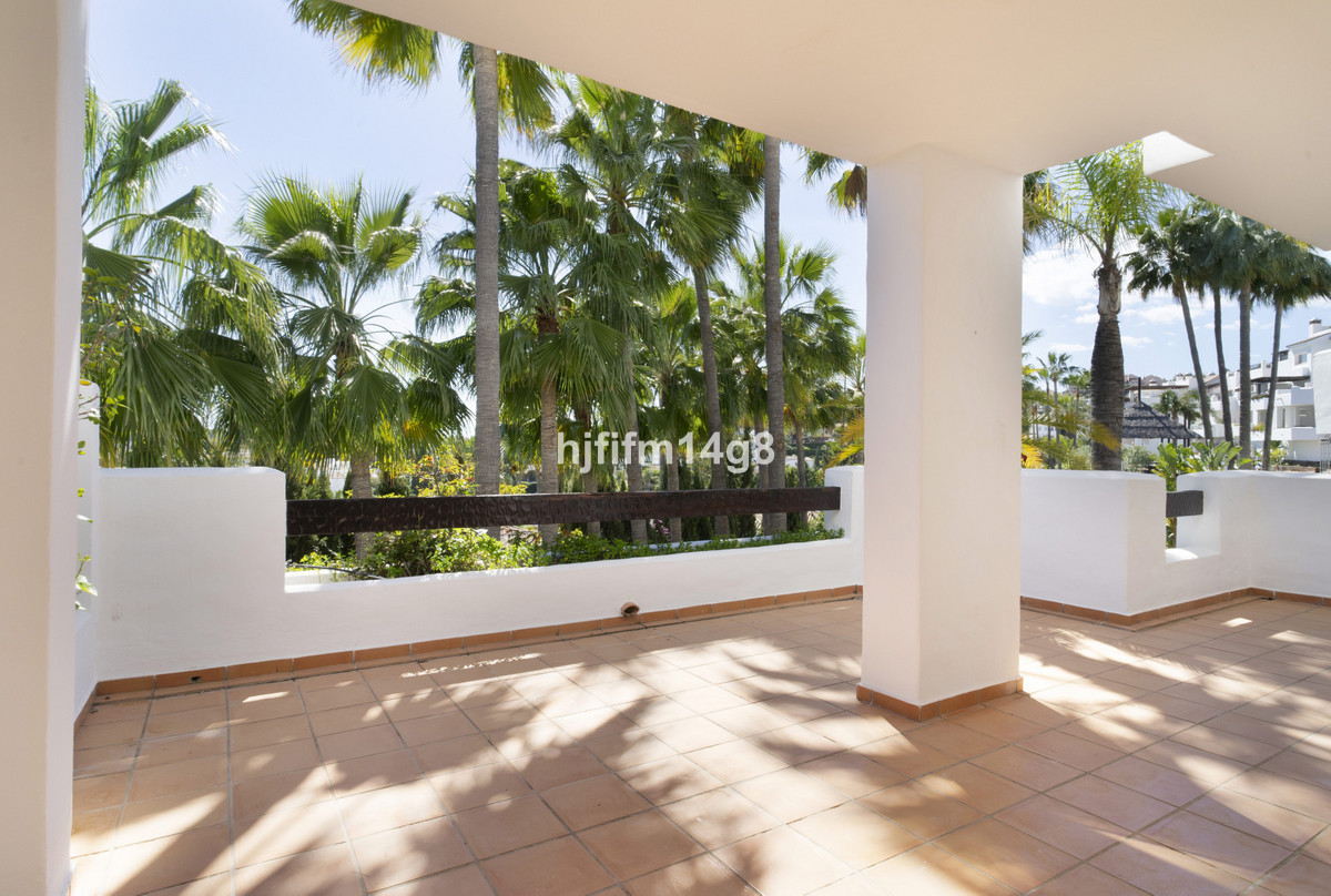 3 Bed Apartment for sale in Nueva Andalucía Costa Del Sol, Málaga, Spain