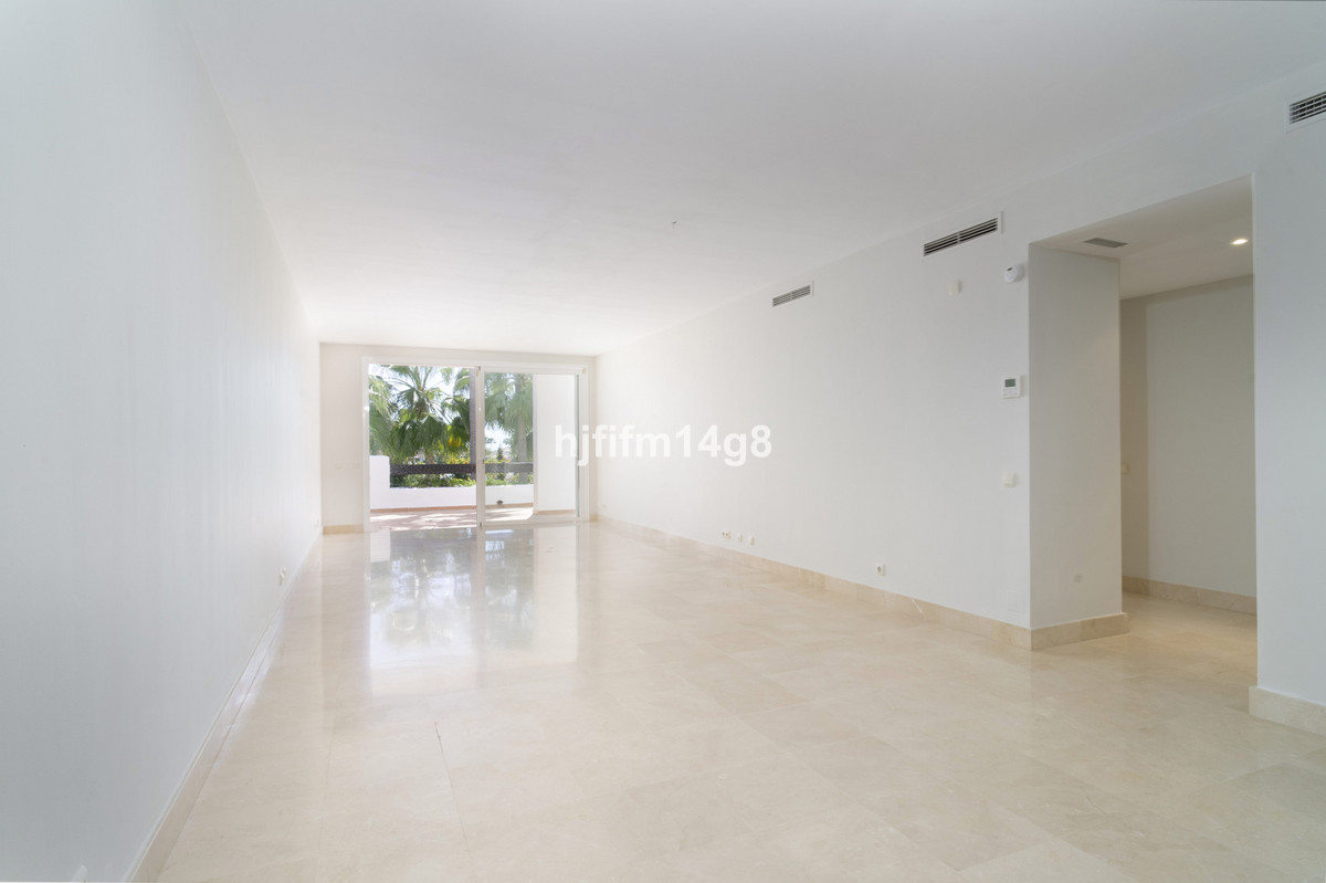 3 Bed Apartment for sale in Nueva Andalucía Costa Del Sol, Málaga, Spain