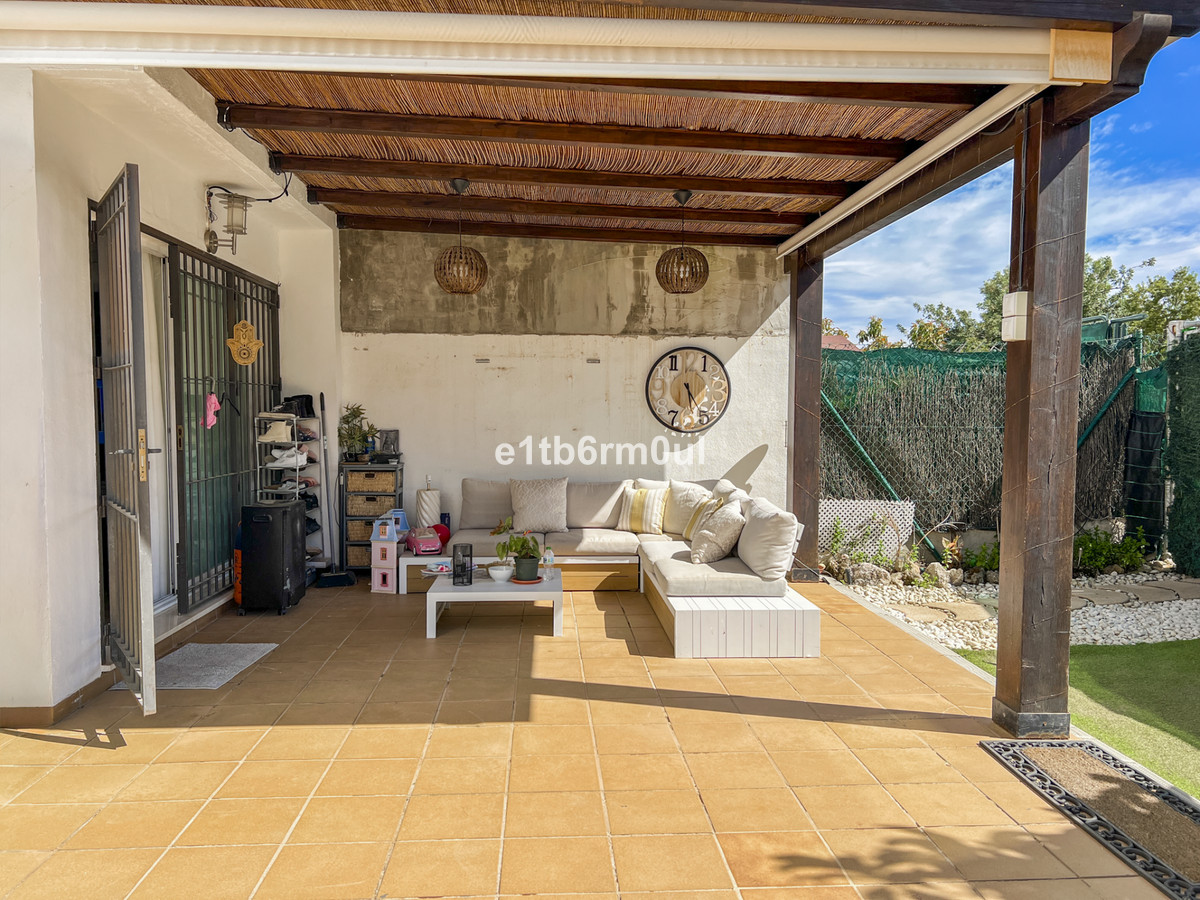 2 Bed Apartment for sale in Marbella Costa Del Sol, Málaga, Spain