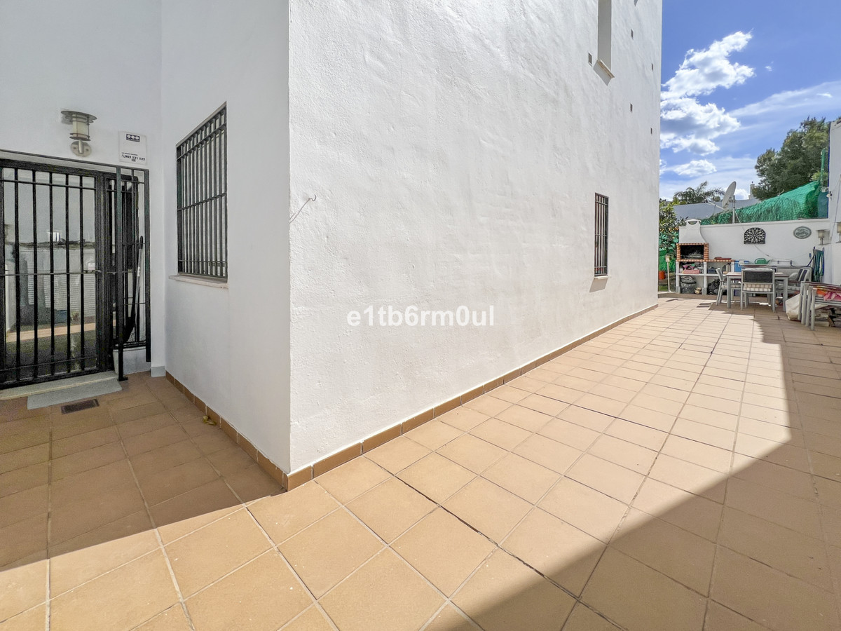 2 Bed Apartment for sale in Marbella Costa Del Sol, Málaga, Spain