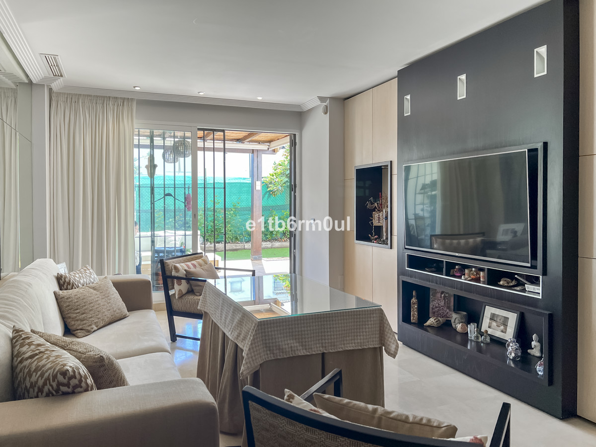 2 Bed Apartment for sale in Marbella Costa Del Sol, Málaga, Spain