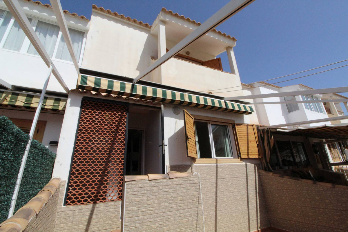 3 Bed Townhouse for sale in Gran Alacant Costa Blanca, Alicante, Spain
