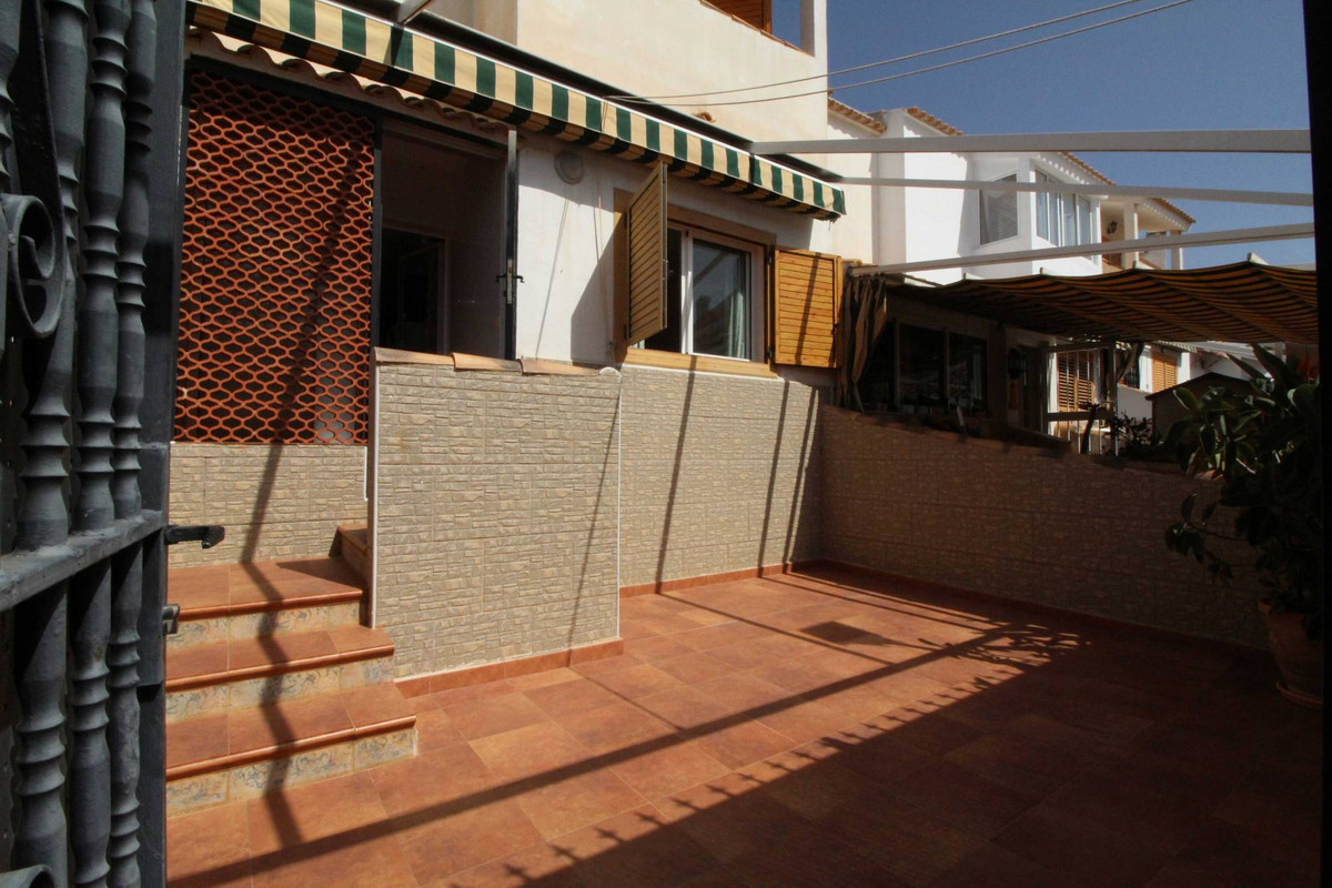 3 Bed Townhouse for sale in Gran Alacant Costa Blanca, Alicante, Spain