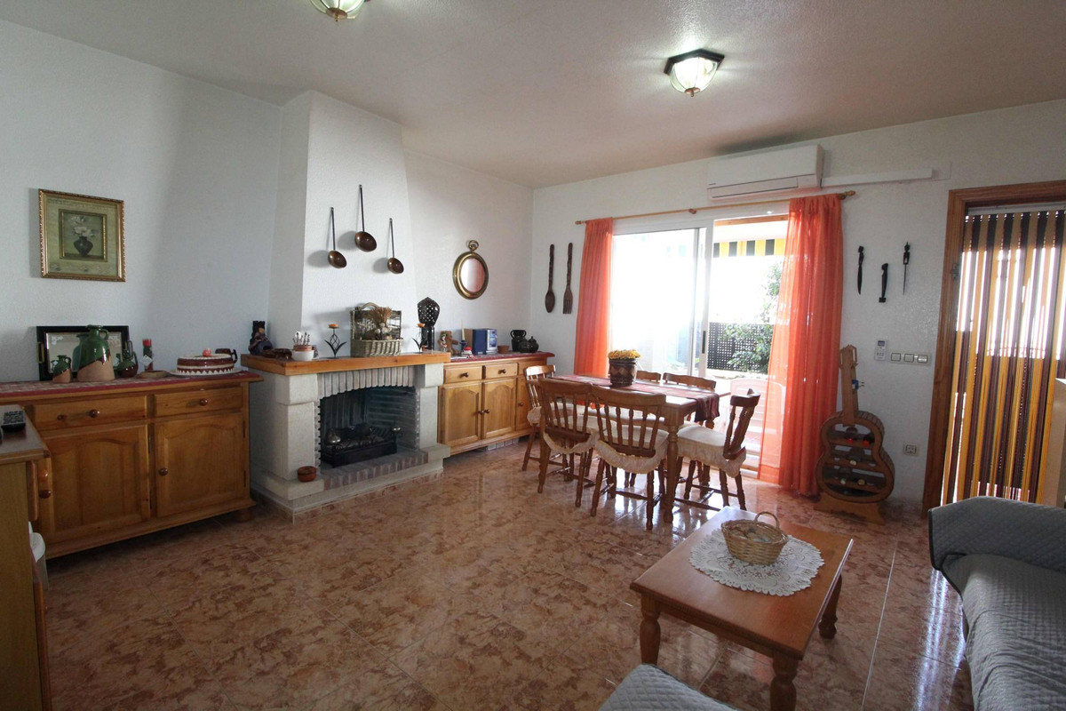 3 Bed Townhouse for sale in Gran Alacant Costa Blanca, Alicante, Spain