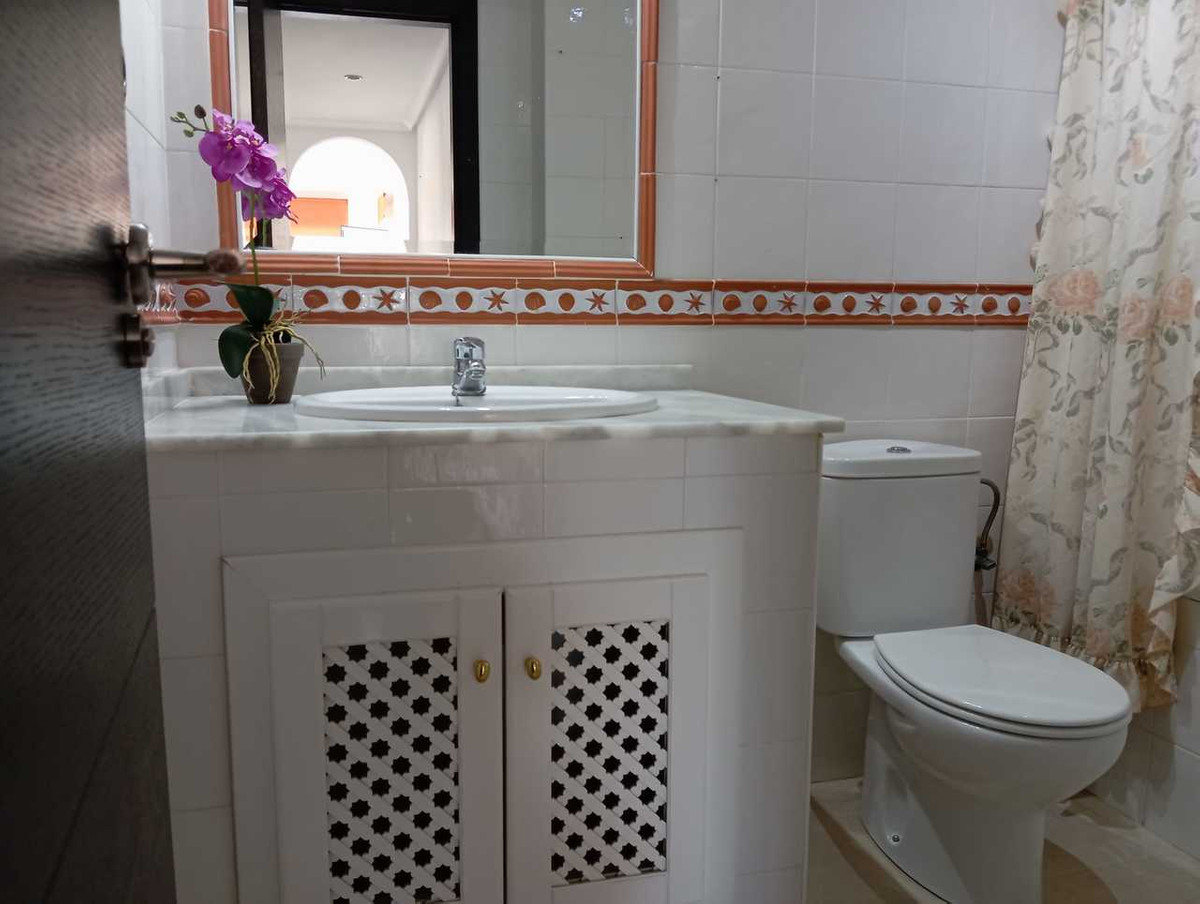 2 Bed Apartment for sale in Villamartin Costa Blanca, Alicante, Spain