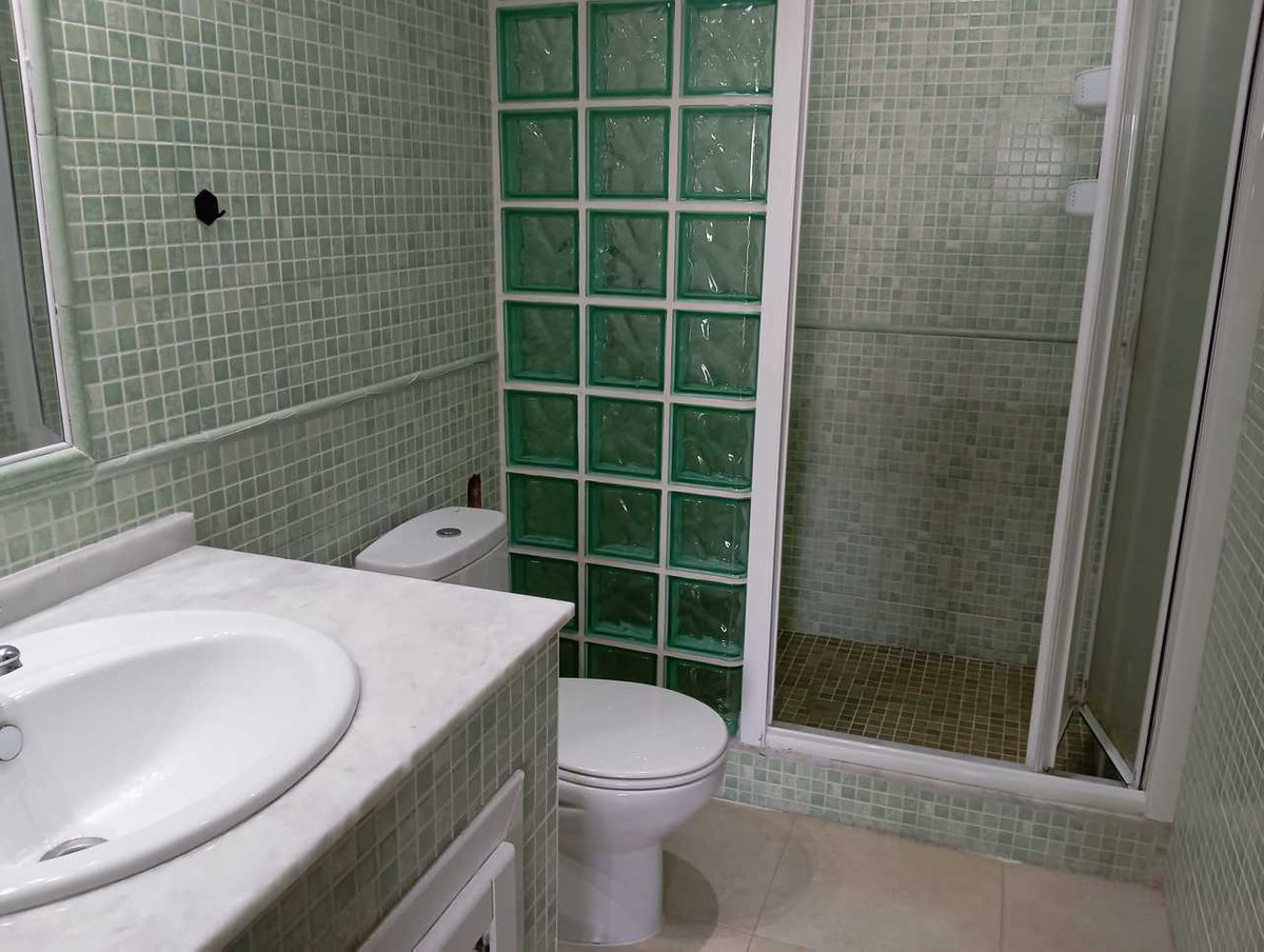 2 Bed Apartment for sale in Villamartin Costa Blanca, Alicante, Spain