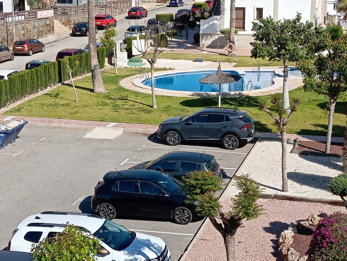 2 Bed Apartment for sale in Villamartin Costa Blanca, Alicante, Spain