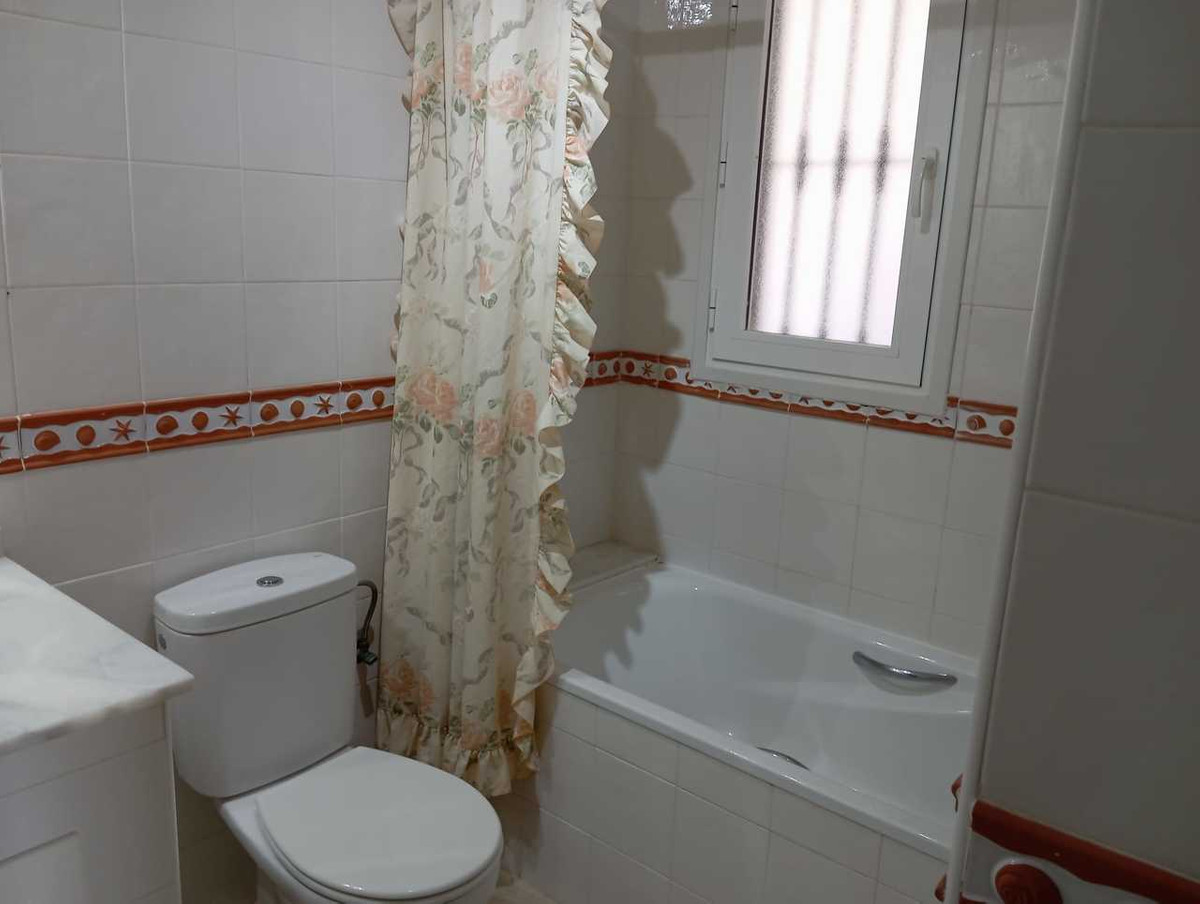 2 Bed Apartment for sale in Villamartin Costa Blanca, Alicante, Spain