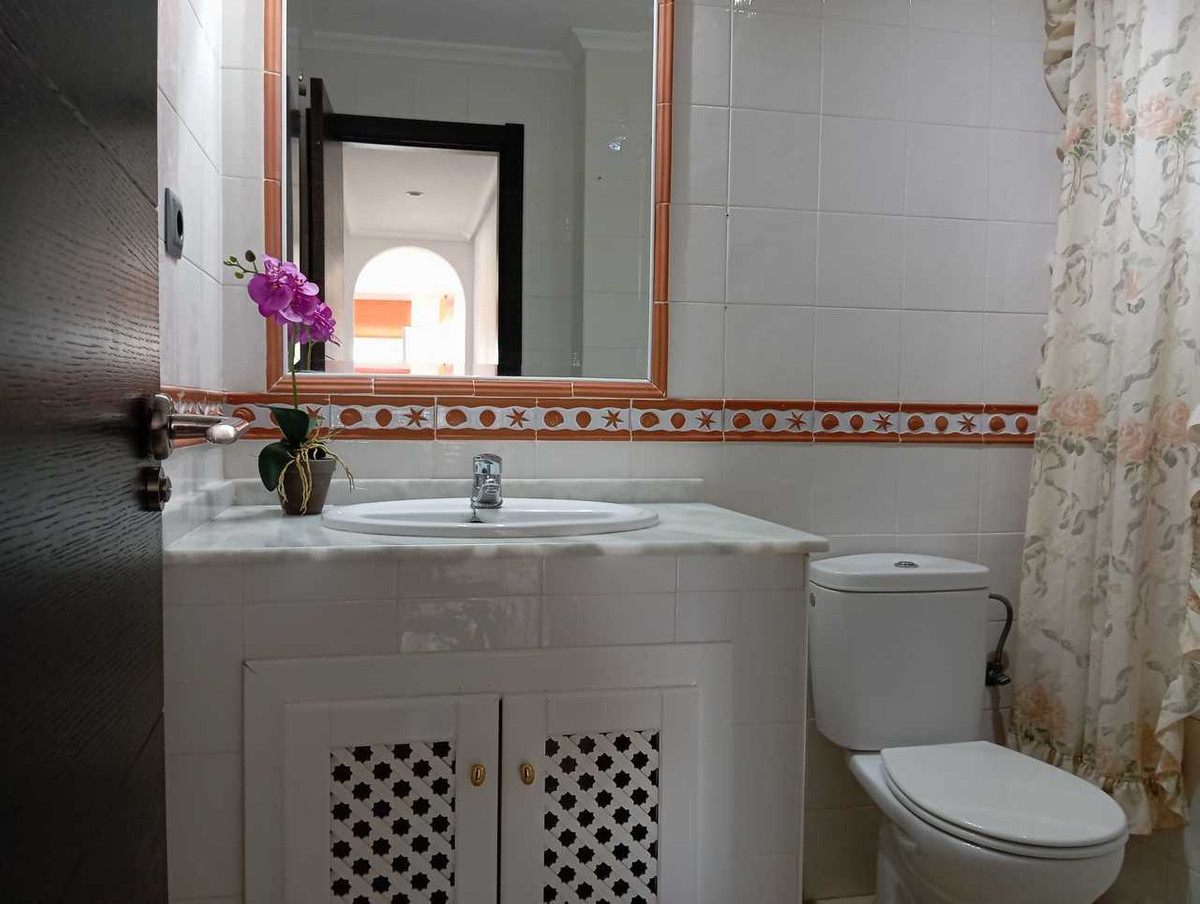 2 Bed Apartment for sale in Villamartin Costa Blanca, Alicante, Spain