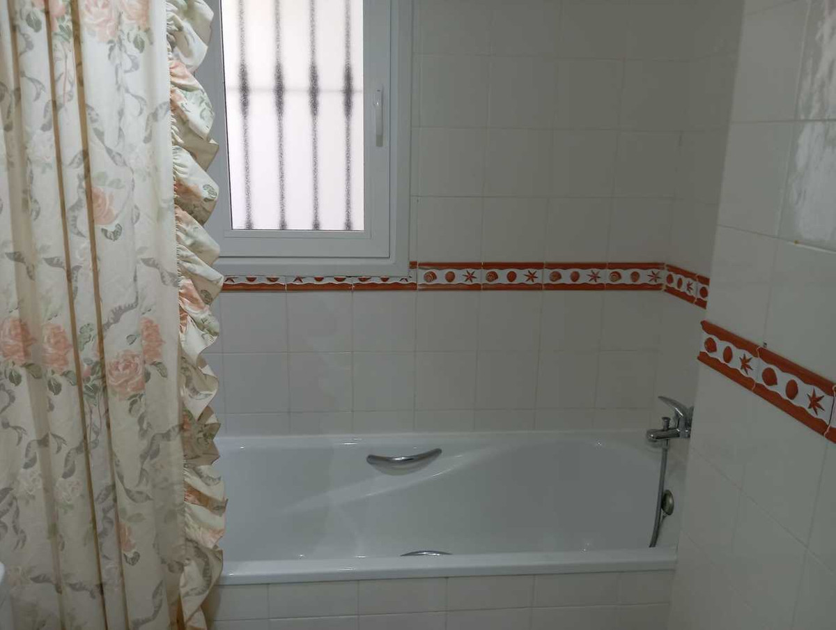 2 Bed Apartment for sale in Villamartin Costa Blanca, Alicante, Spain