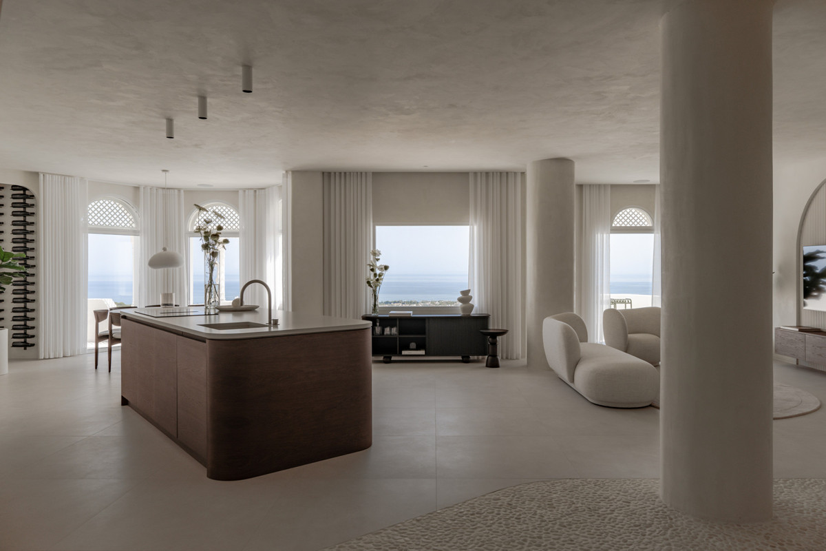 3 Bed Apartment for sale in Nagüeles Costa Del Sol, Málaga, Spain