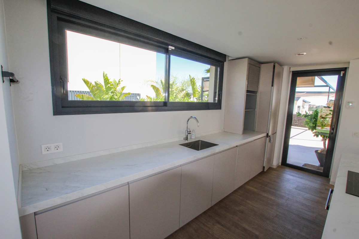Se vende Villa - Chalet de 3 dormitorios en Costa Blanca, Alicante, España