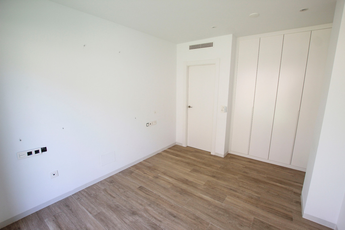 Se vende Villa - Chalet de 3 dormitorios en Costa Blanca, Alicante, España