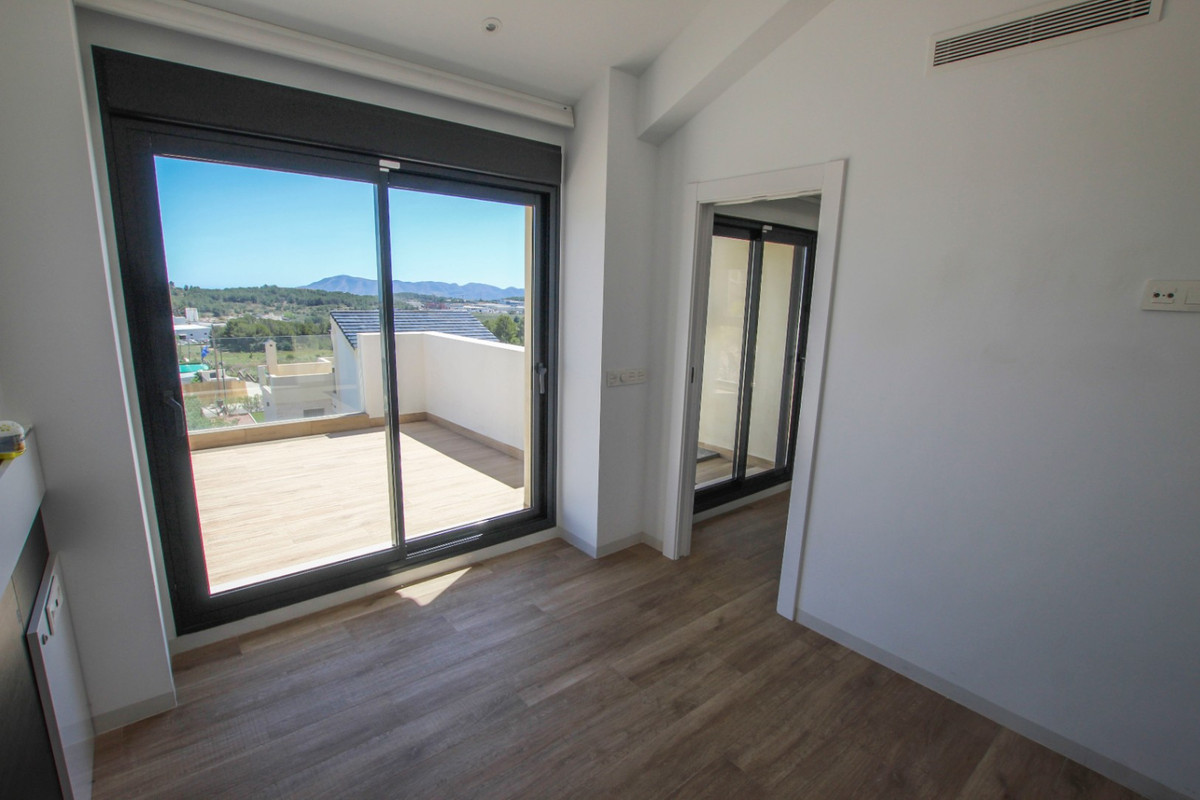 Se vende Villa - Chalet de 3 dormitorios en Costa Blanca, Alicante, España