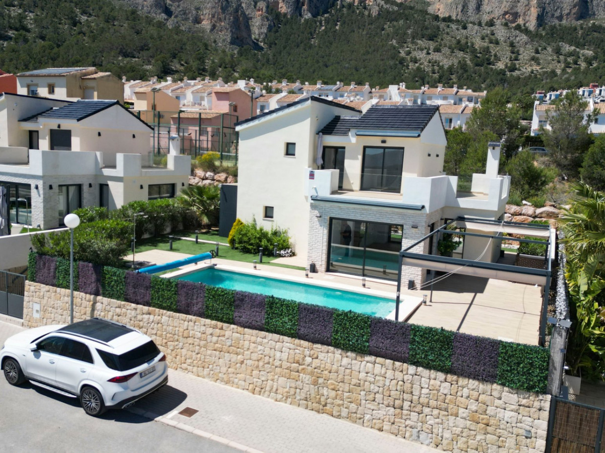 Se vende Villa - Chalet de 3 dormitorios en Costa Blanca, Alicante, España