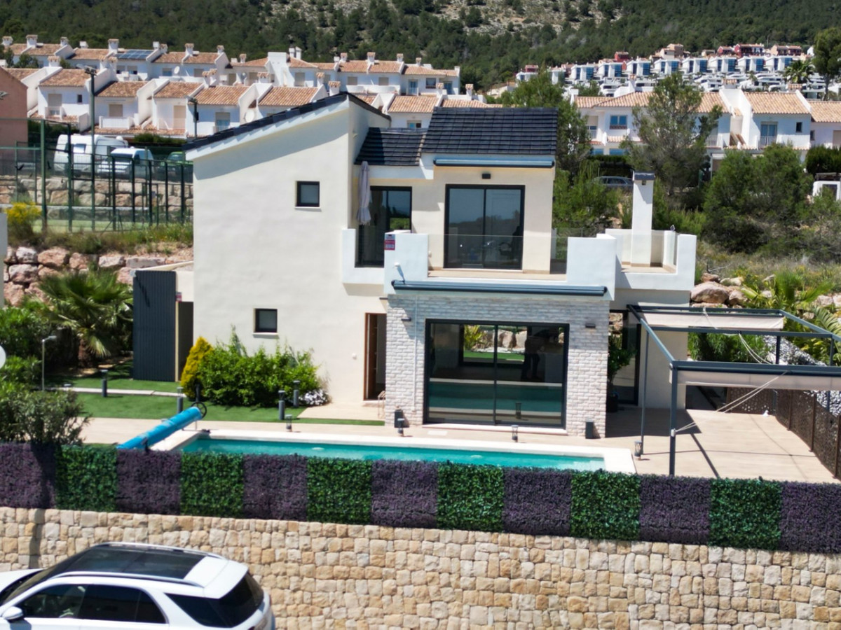 Se vende Villa - Chalet de 3 dormitorios en Costa Blanca, Alicante, España