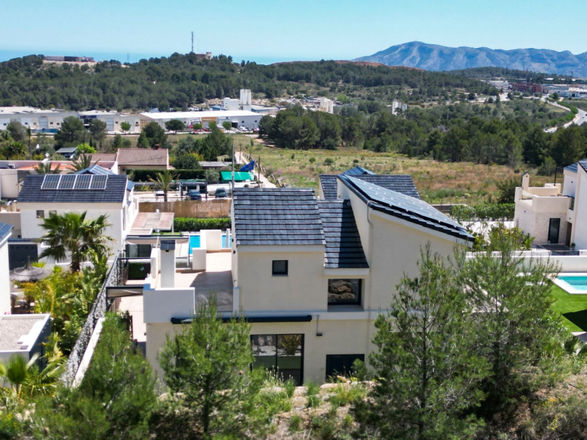 Se vende Villa - Chalet de 3 dormitorios en Costa Blanca, Alicante, España
