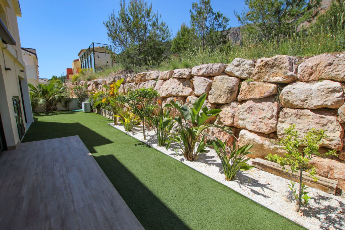 Se vende Villa - Chalet de 3 dormitorios en Costa Blanca, Alicante, España