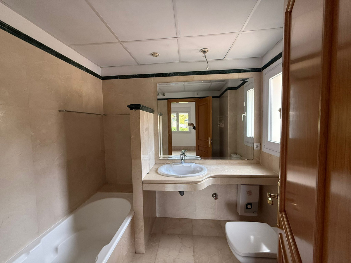 3 Bed Townhouse for sale in Marbella Costa Del Sol, Málaga, Spain