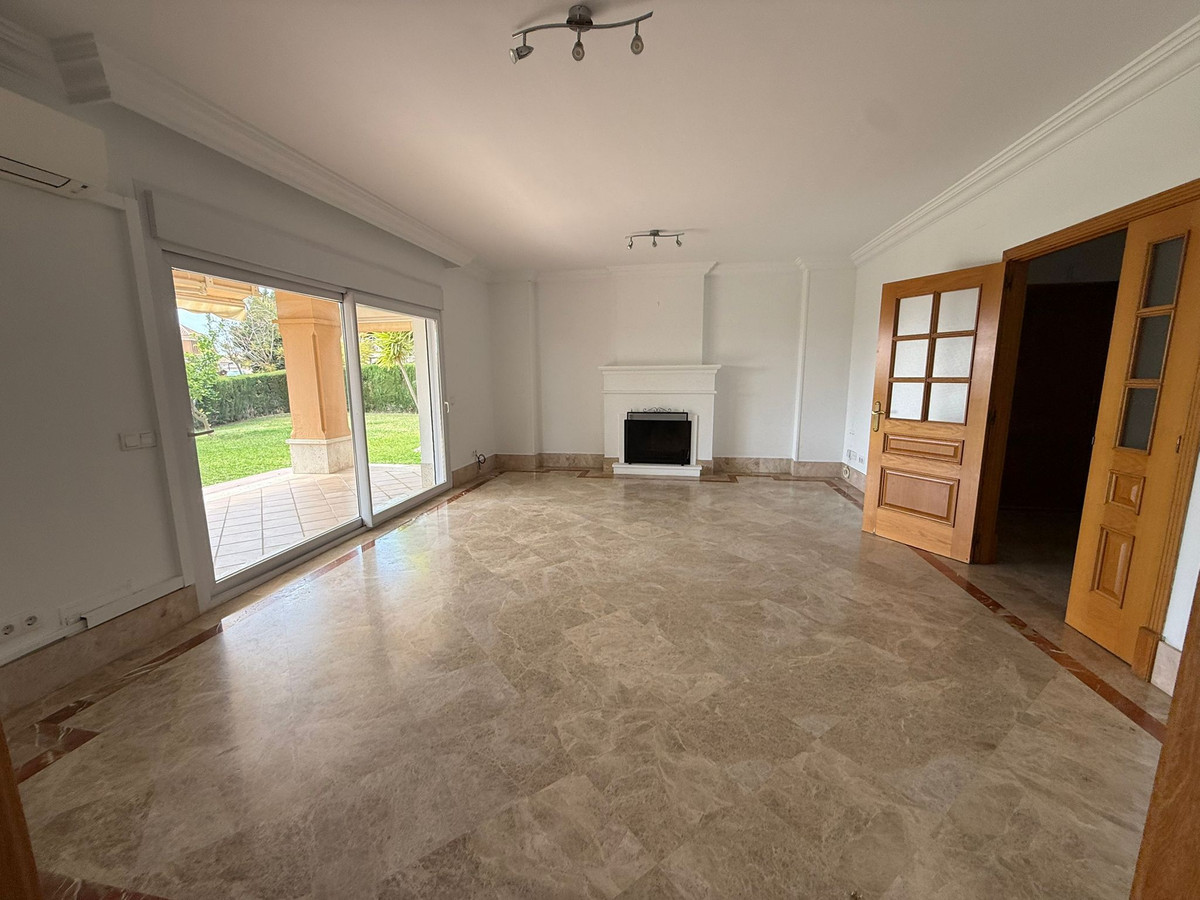 3 Bed Townhouse for sale in Marbella Costa Del Sol, Málaga, Spain