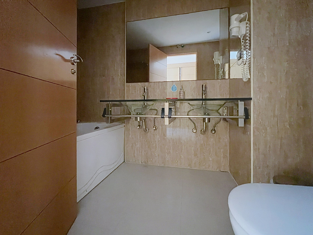 Se vende Apartamento Planta Baja de 2 dormitorios en Costa Del Sol, Málaga, España