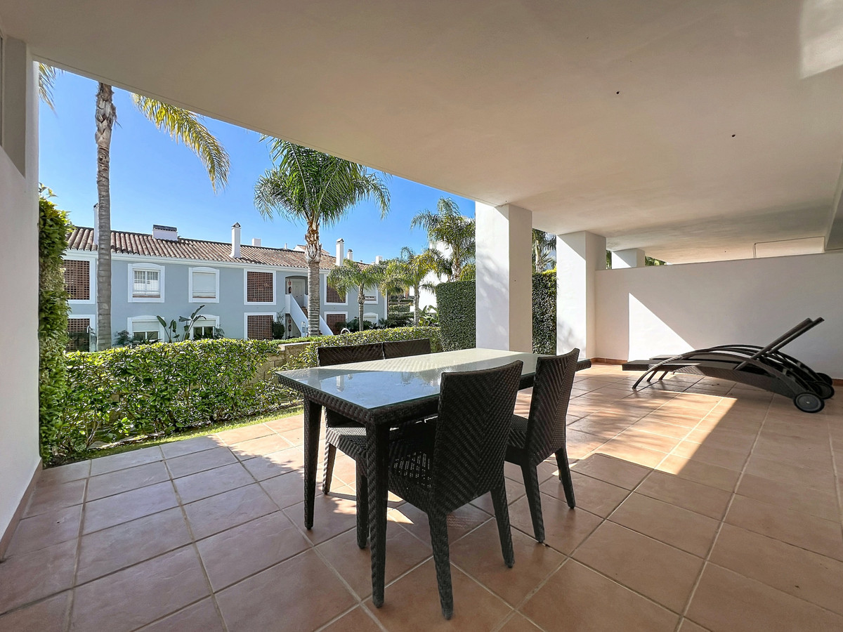 Se vende Apartamento Planta Baja de 2 dormitorios en Costa Del Sol, Málaga, España