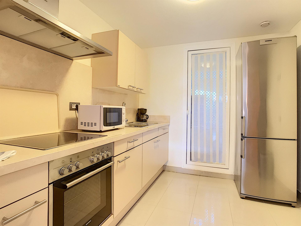 Se vende Apartamento Planta Baja de 2 dormitorios en Costa Del Sol, Málaga, España