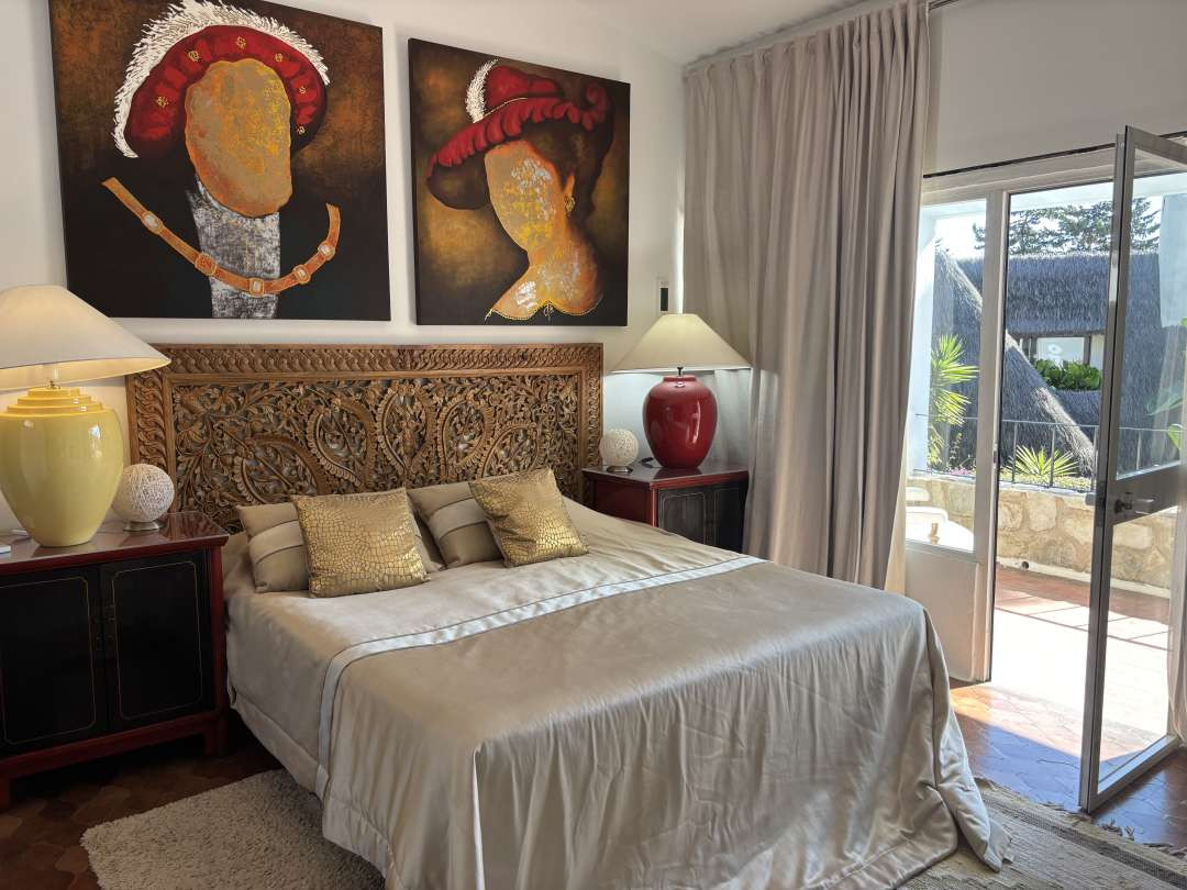 Se vende Villa - Chalet de 4 dormitorios en Costa Del Sol, Málaga, España