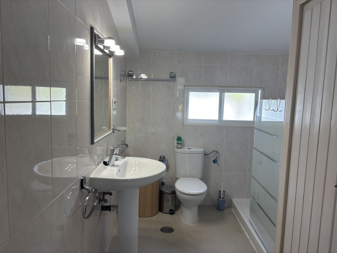 Se vende Villa - Chalet de 4 dormitorios en Costa Del Sol, Málaga, España