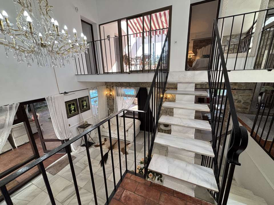 Se vende Villa - Chalet de 4 dormitorios en Costa Del Sol, Málaga, España
