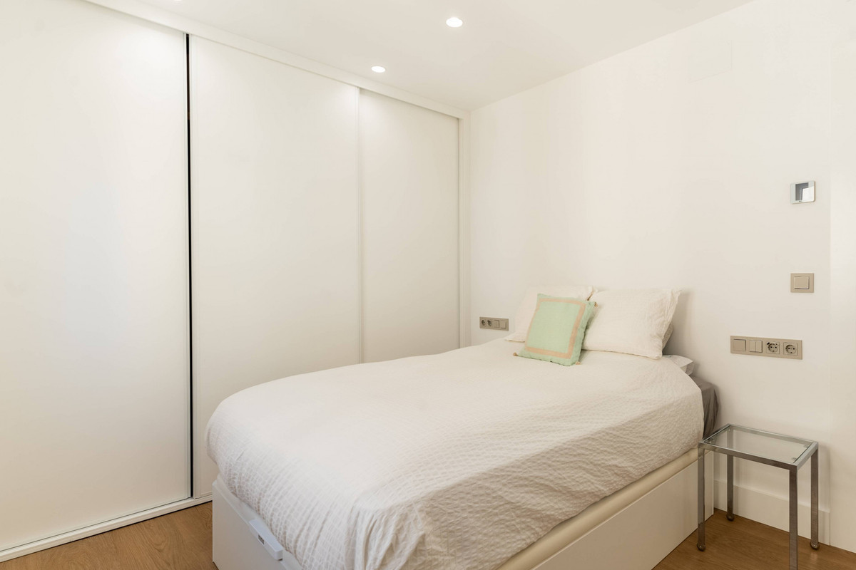 4 Bed Apartment for sale in Málaga Centro Costa Del Sol, Málaga, Spain