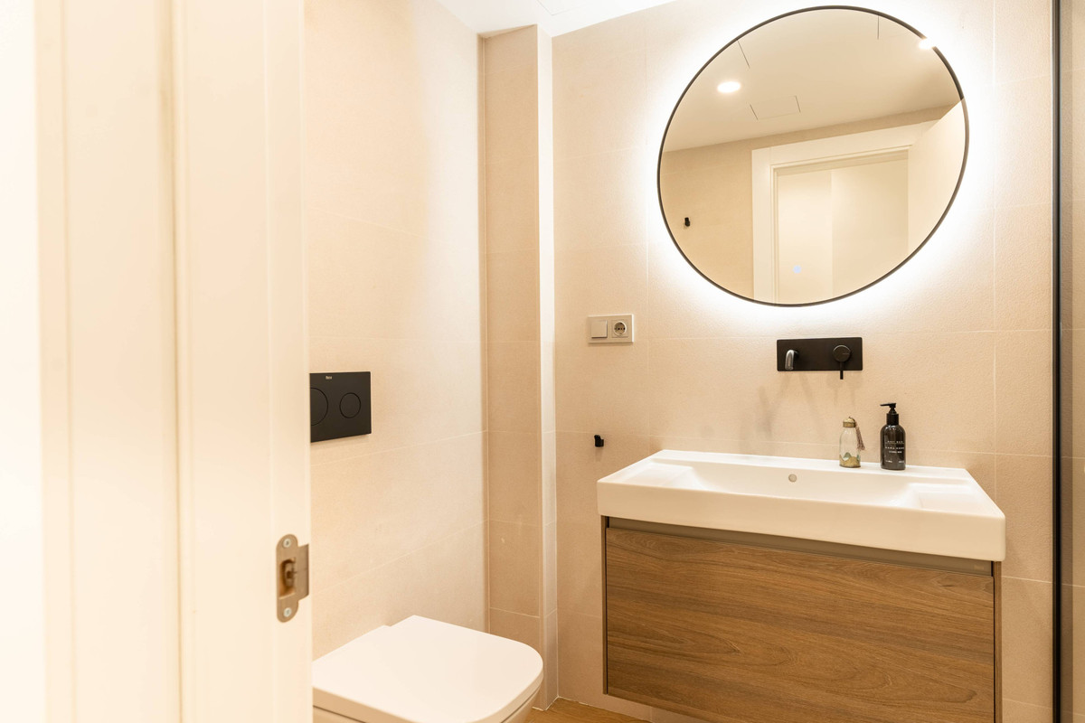 4 Bed Apartment for sale in Málaga Centro Costa Del Sol, Málaga, Spain