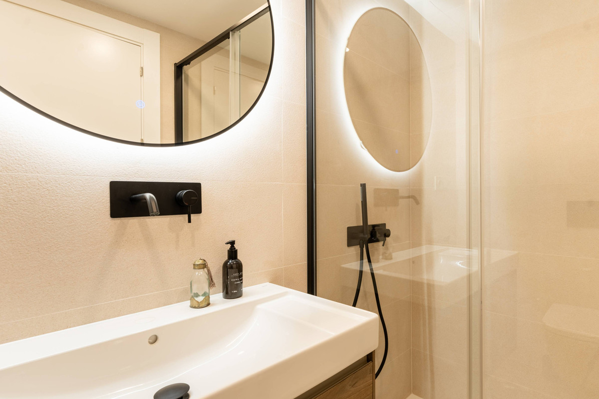 4 Bed Apartment for sale in Málaga Centro Costa Del Sol, Málaga, Spain