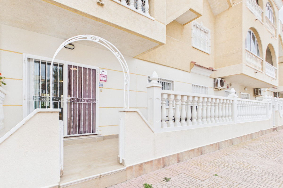 Se vende Apartamento Planta Baja de 2 dormitorios en Costa Calida, Murcia, España