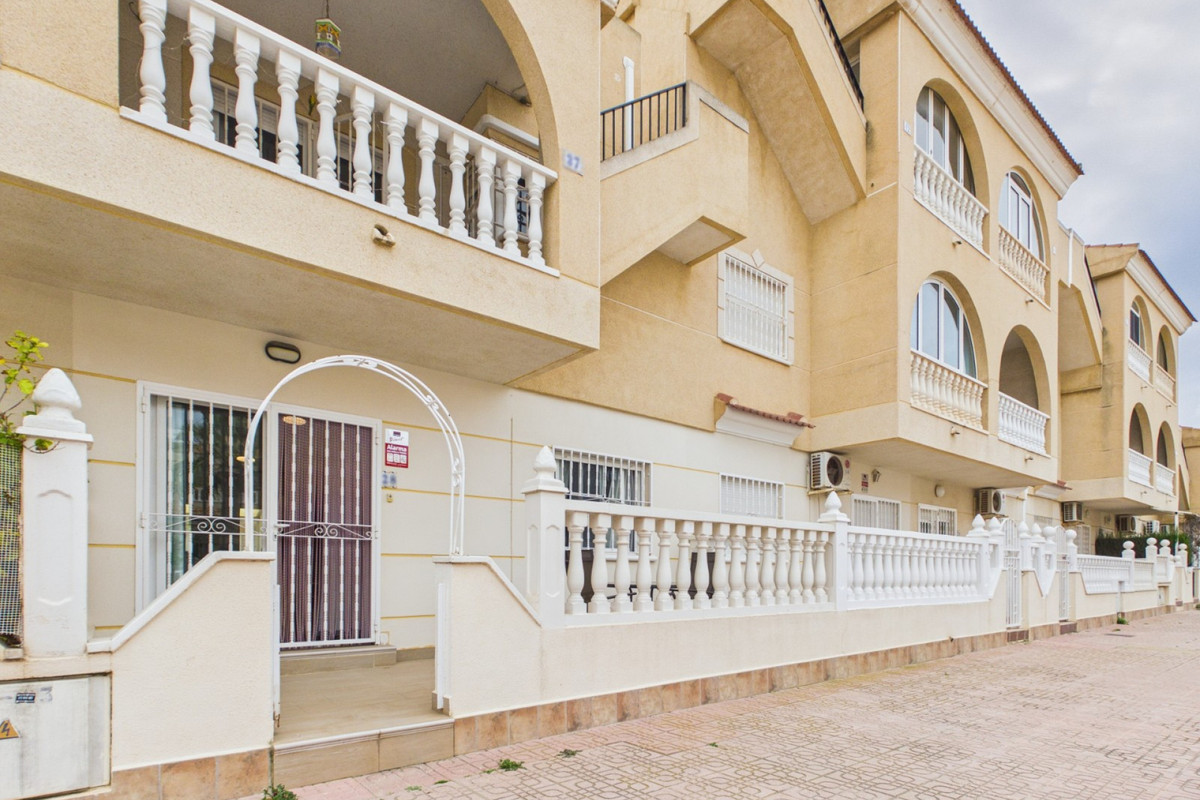 Se vende Apartamento Planta Baja de 2 dormitorios en Costa Calida, Murcia, España