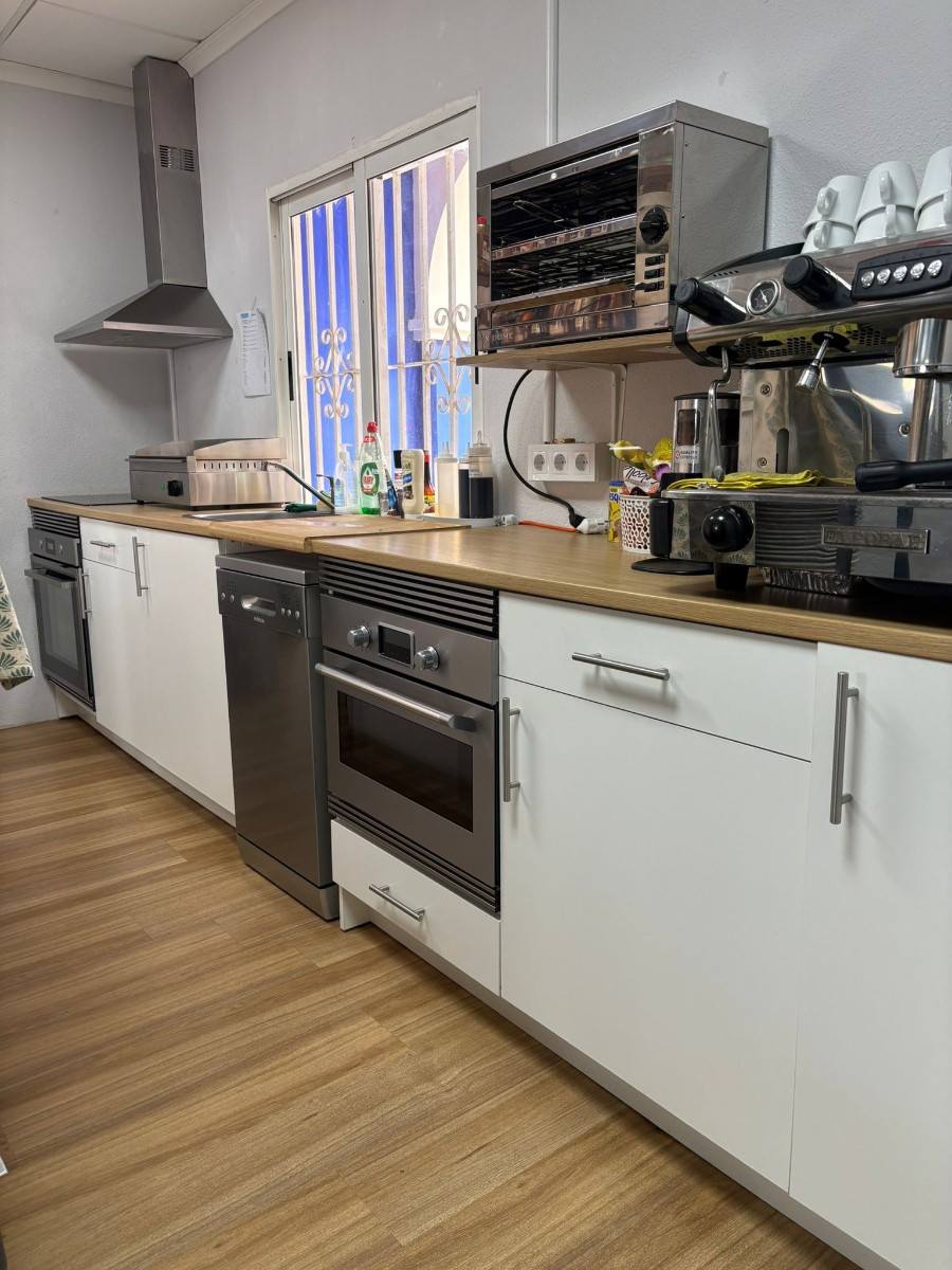 Se vende Otro  en Costa Blanca, Alicante, España