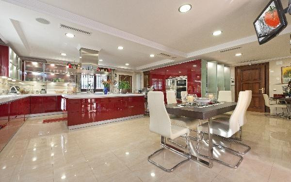 Se vende Villa - Chalet de 7 dormitorios en Costa Del Sol, Málaga, España