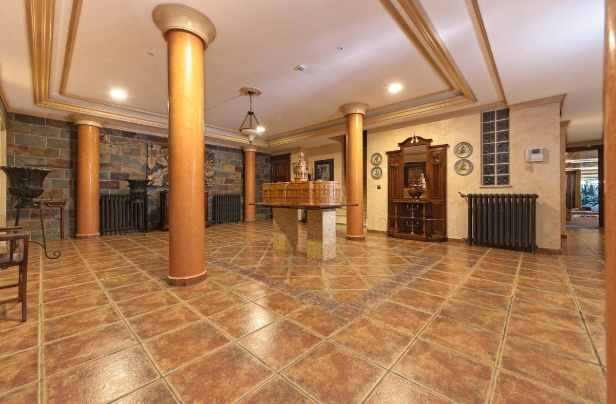 Se vende Villa - Chalet de 7 dormitorios en Costa Del Sol, Málaga, España