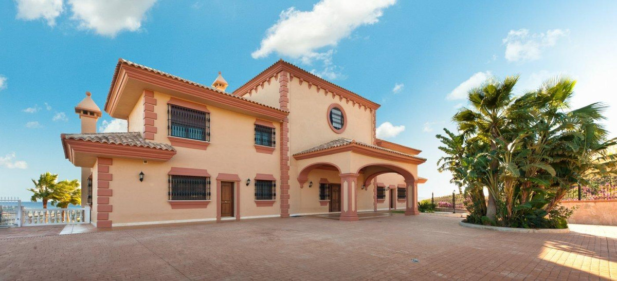 Se vende Villa - Chalet de 7 dormitorios en Costa Del Sol, Málaga, España