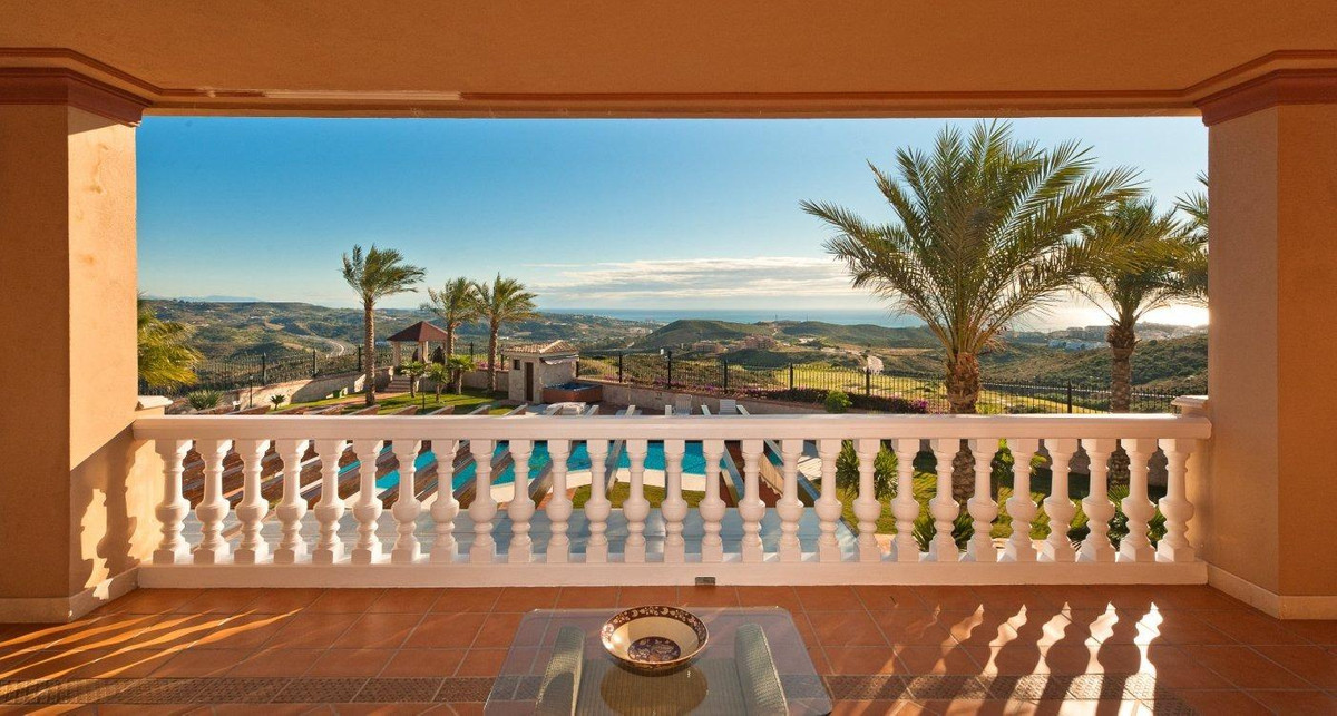 Se vende Villa - Chalet de 7 dormitorios en Costa Del Sol, Málaga, España