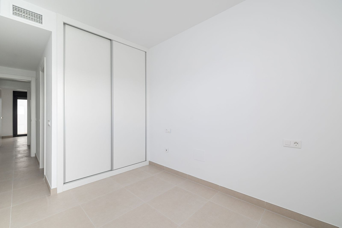 2 Bed Apartment for sale in Las Lagunas Costa Del Sol, Málaga, Spain