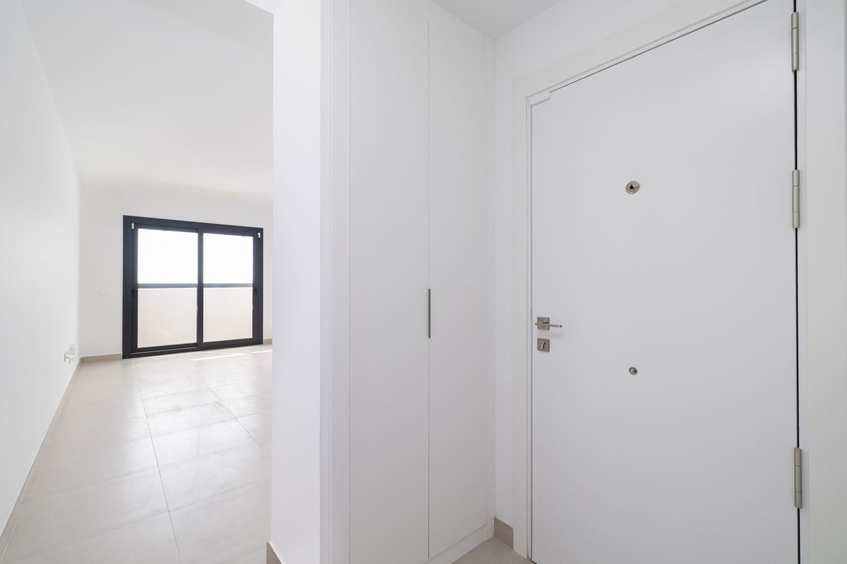 2 Bed Apartment for sale in Las Lagunas Costa Del Sol, Málaga, Spain