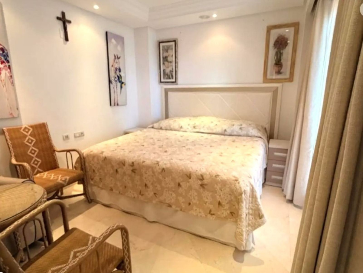 Se vende Apartamento Planta Baja de 3 dormitorios en Costa Del Sol, Málaga, España