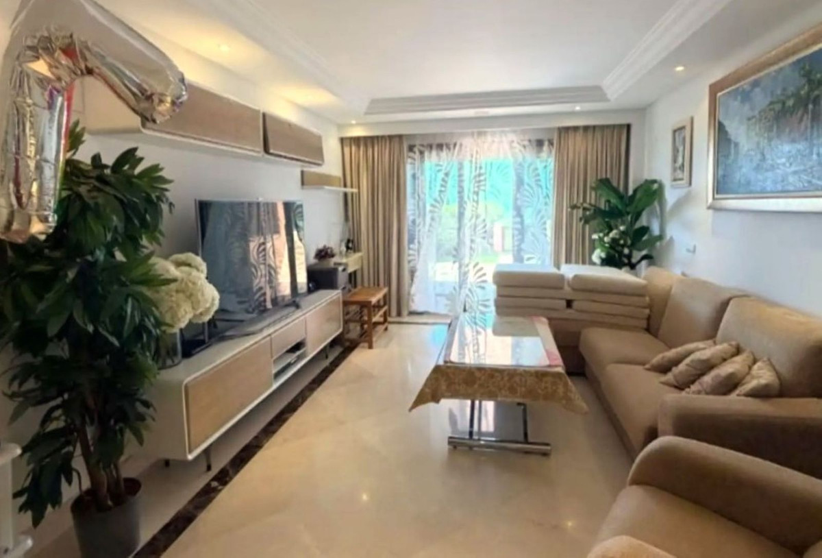 Se vende Apartamento Planta Baja de 3 dormitorios en Costa Del Sol, Málaga, España