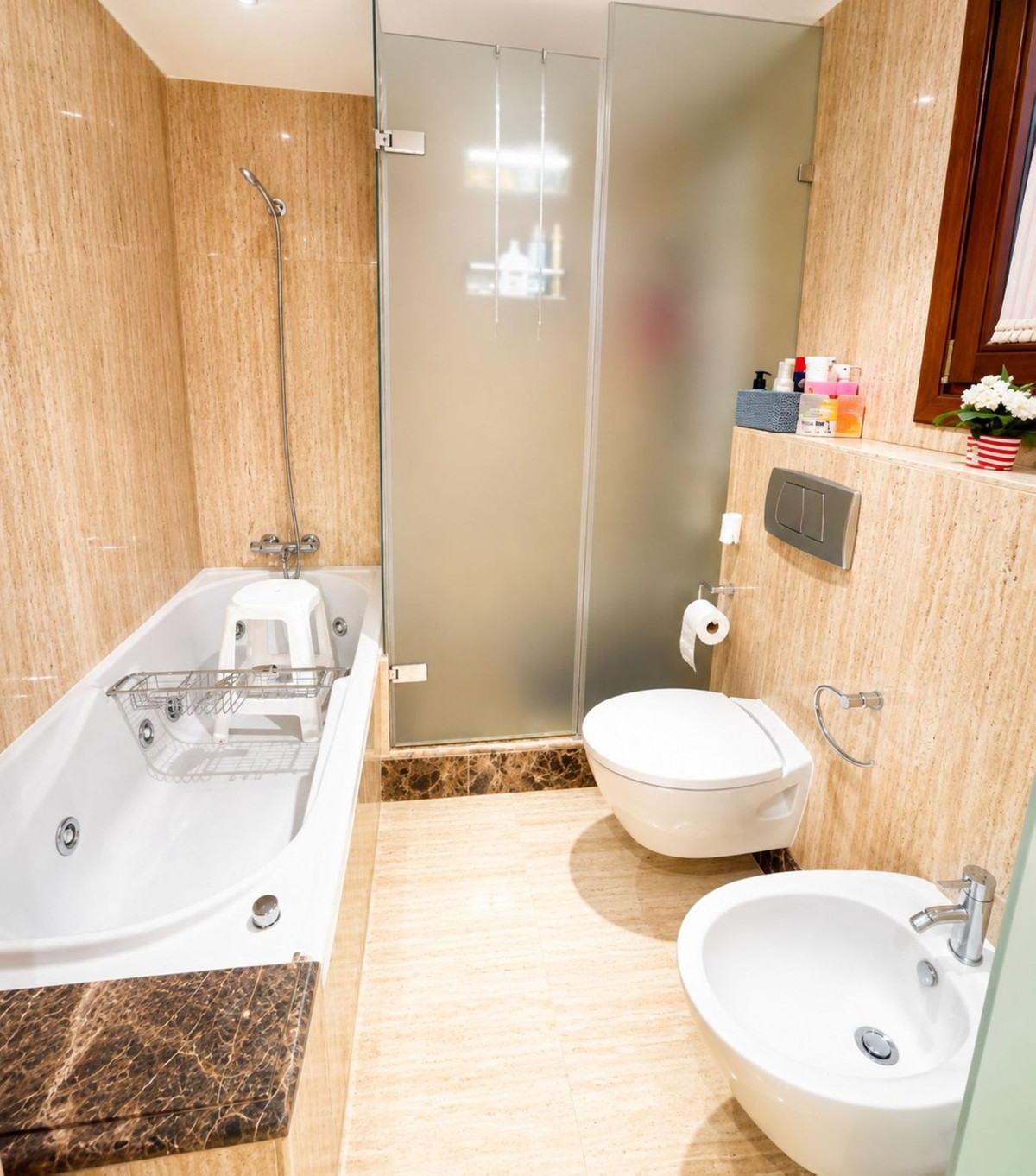 2 Bed Apartment for sale in Estepona Costa Del Sol, Málaga, Spain