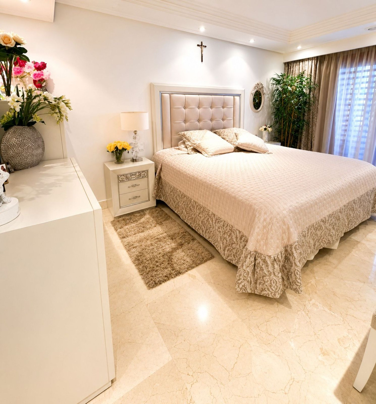 2 Bed Apartment for sale in Estepona Costa Del Sol, Málaga, Spain