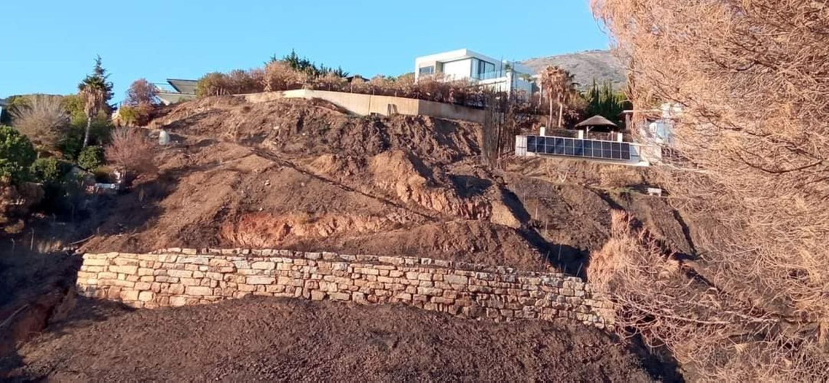 Se vende Terreno Urbano  en Costa Del Sol, Málaga, España